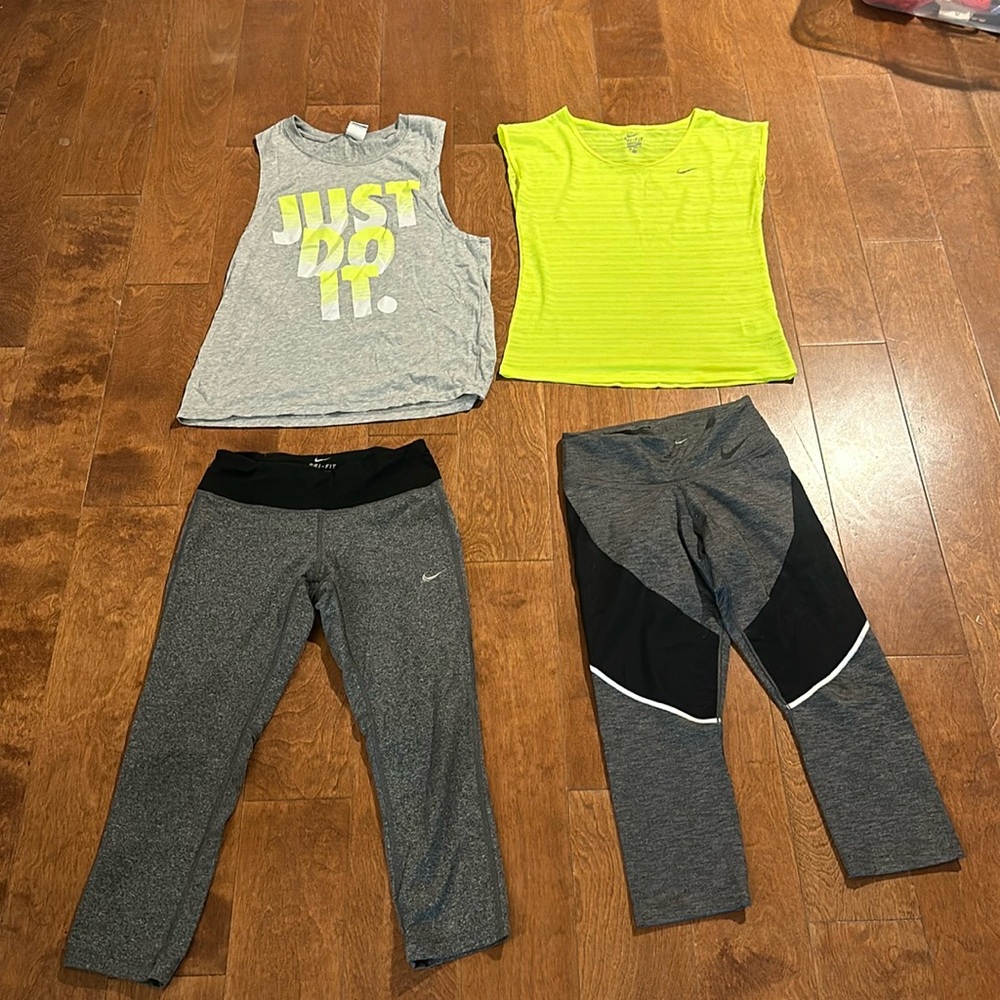 Lot of Nike work out clothes XS